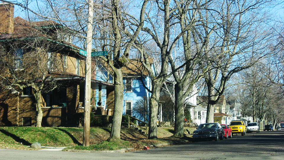 Homes in Munci's Riverside Historic District