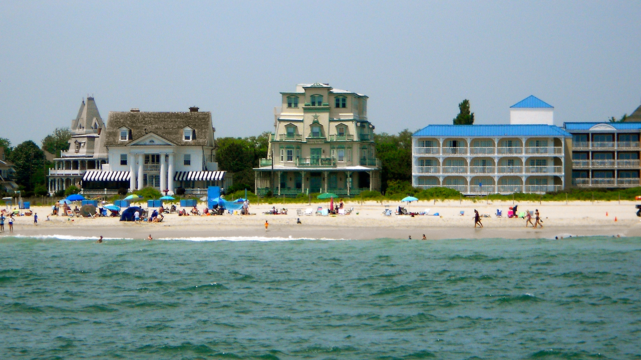 Houses on Beach Avenue in Cape May 