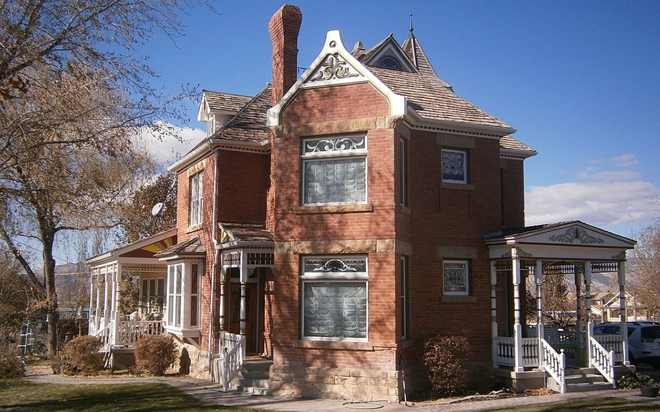 Lewis and Clara Anderson House